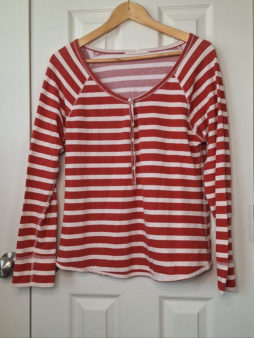 Old Navy Lightweight Fall Orange and White Striped Long Sleeve Top Size L